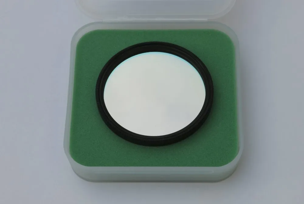 The Astronomik 2-inch OIII filter. Credit: Martin Lewis