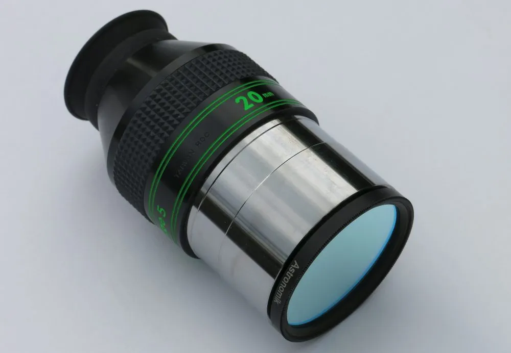 The Astronomik 2-inch OIII filter. Credit: Martin Lewis
