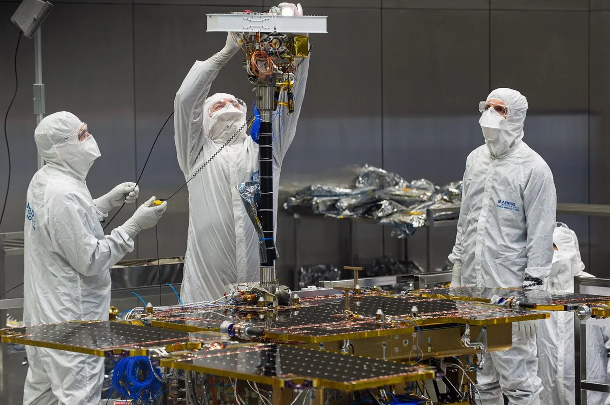 Engineers fit the PanCam to the Rosalind Franklin Mars rover at Airbus Defence and Space, Stevenage, UK. Credit: Airbus–M.Alexander