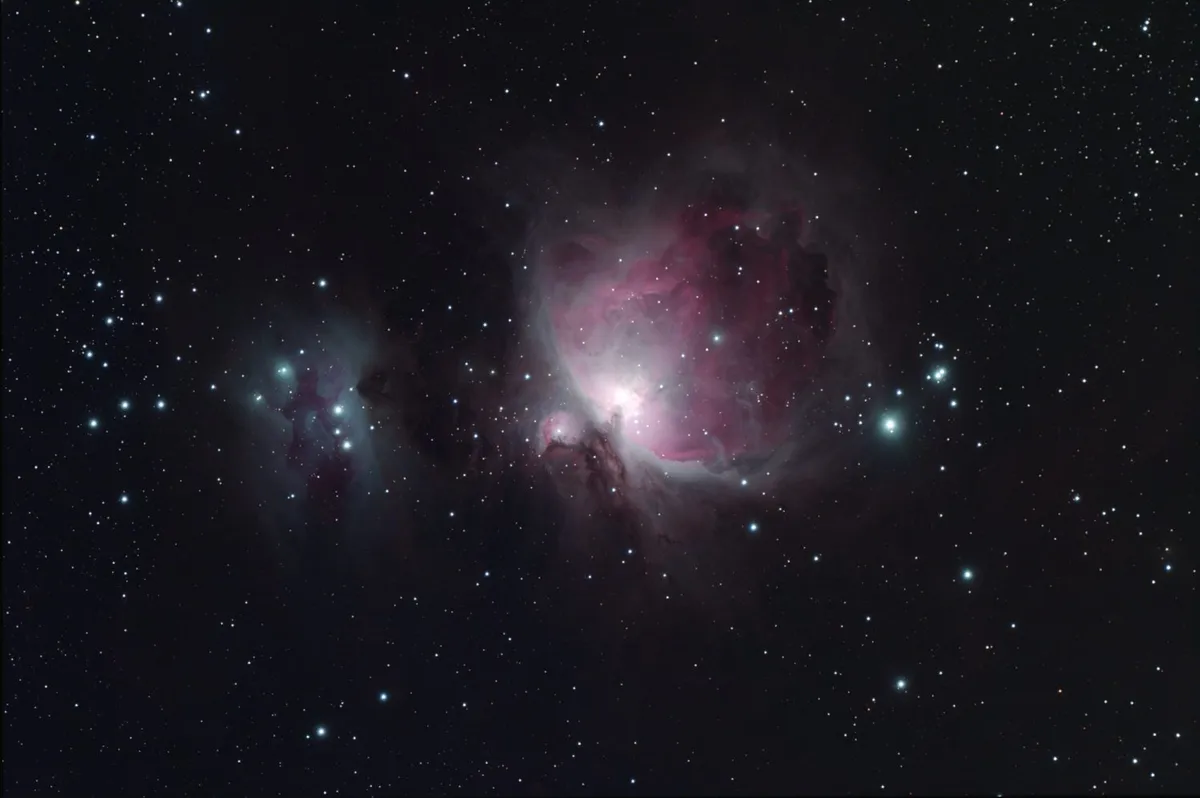The same shot of the Orion Nebula after a master flat frame calibration has been applied – now there is an even distribution of light intensity across the background night sky. Credit: Steve Richards