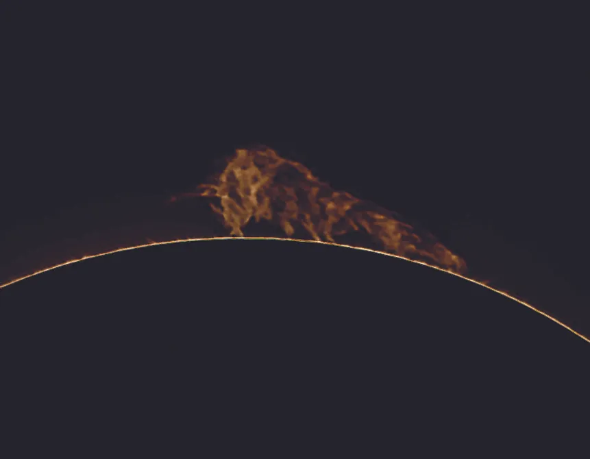 The final edited image of the solar prominence is altogether cleaner, sharper and shows more fine detail. Credit: Mary McIntyre