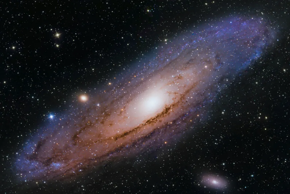 06 - The Andromeda Galaxy Brian Cummins, Virginia, USA, 1, 2, 24 & 25 November 2019 Equipment: ZWO ASI 1600MM-Pro mono camera, Orion 8