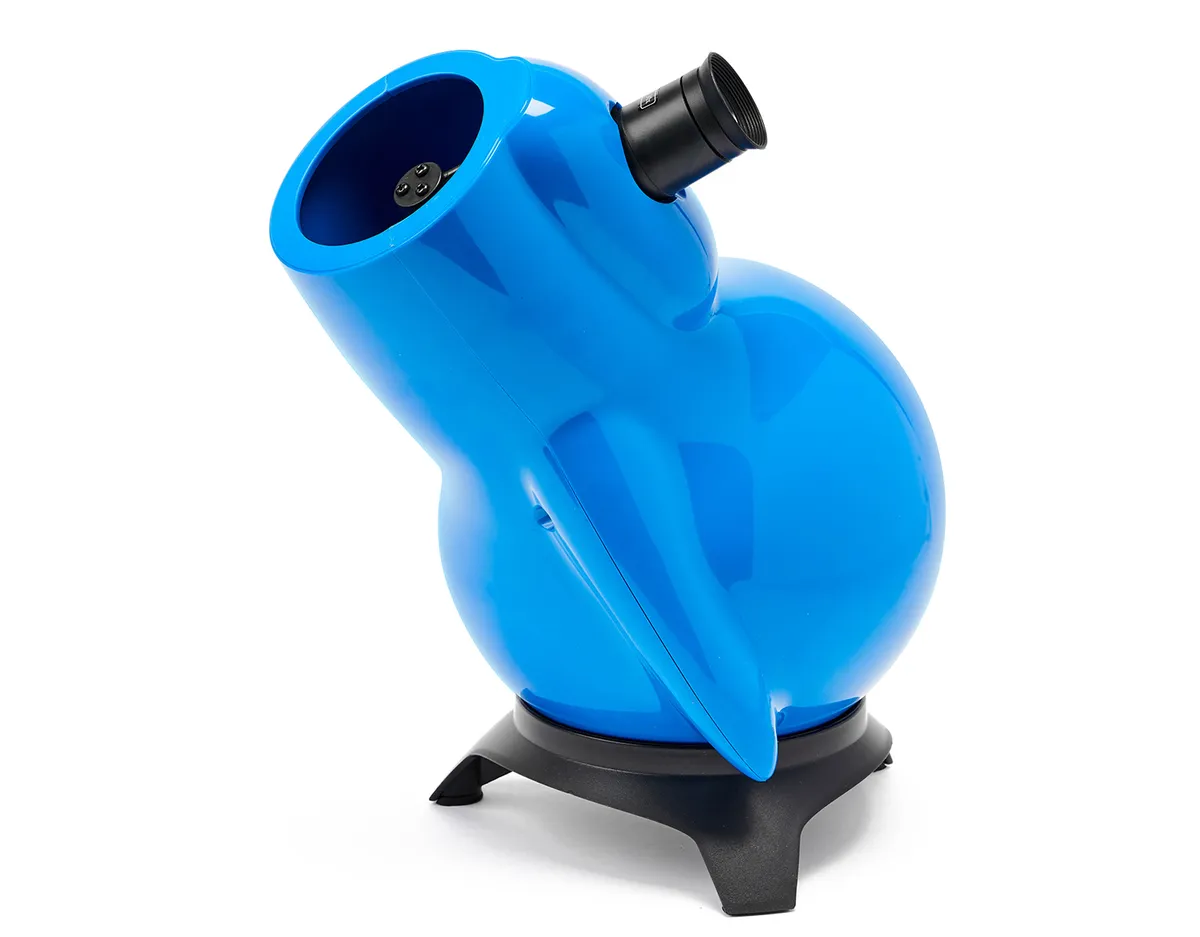 The Sky-Watcher Infinity-76P is one of the best tabletop telescopes for kids because of its attractive design and ease of use.
