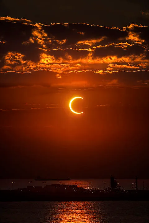An annular solar eclipse is also known as a ring of fire. Premjith Narayanan captured this one from Bahrain, 26 December 2019. Equipment: Canon EOS R mirrorless camera, Canon EF 300mm f/2.8L IS USM lens