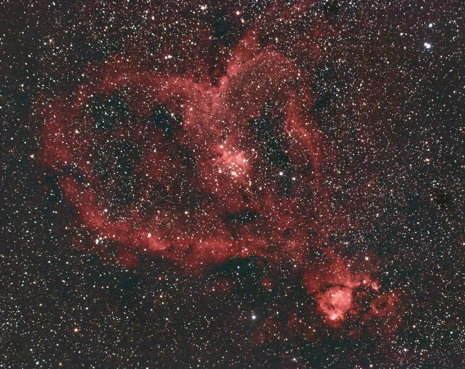 Heart Nebula Paul Gordon, Rochford, Essex, 21 January 2020 Equipment: Canon EOS 60Da DSLR, Borg 77EDII refractor, Sky-Watcher HEQ5 Pro mount