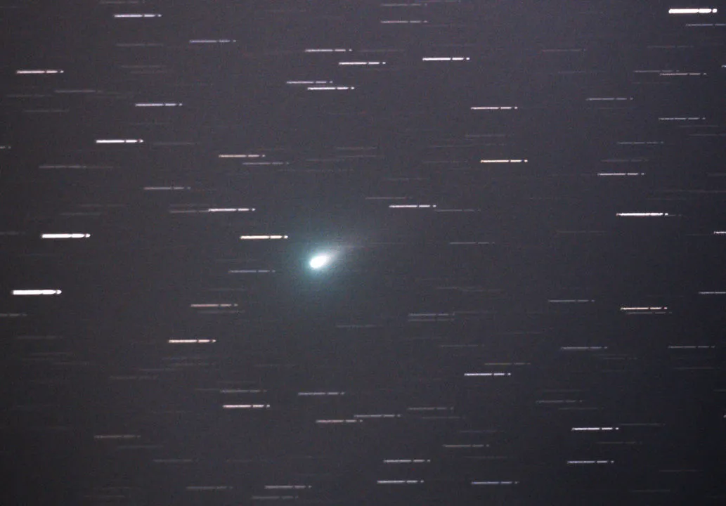 Comet ATLAS Michael Bate, Milton Keynes, 3 April 2020 Equipment: Olympus E-PL7 camera, Sky-Watcher Explorer 200PDS Newtonian reflector, Sky-Watcher HEQ5 mount