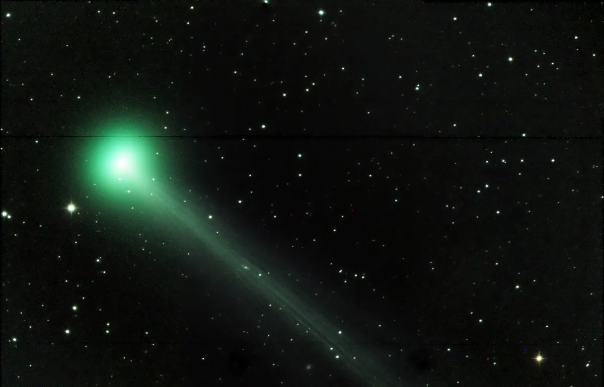 An image of Comet C/2020 F8 SWAN captured by Diego Toscan. Credit: Diego Toscan CC BY-SA 4.0 (https://en.wikipedia.org/wiki/C/2020_F8_(SWAN))