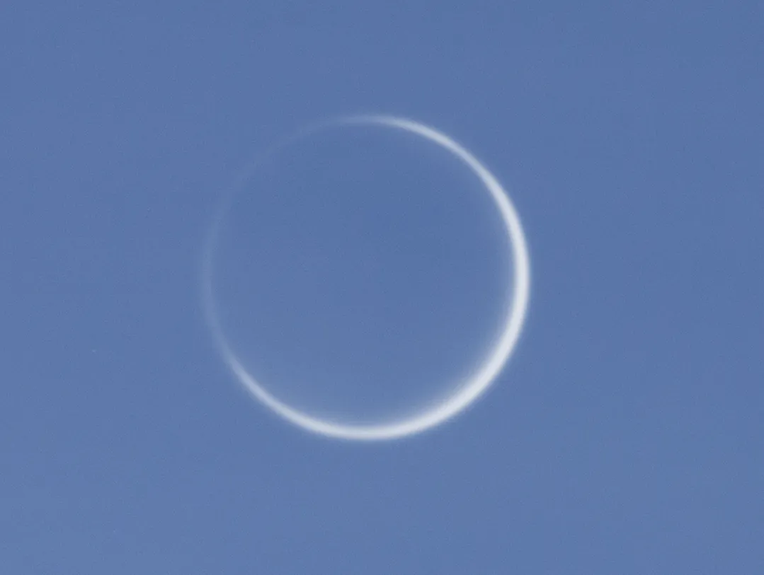 The full atmospheric ring of Venus
