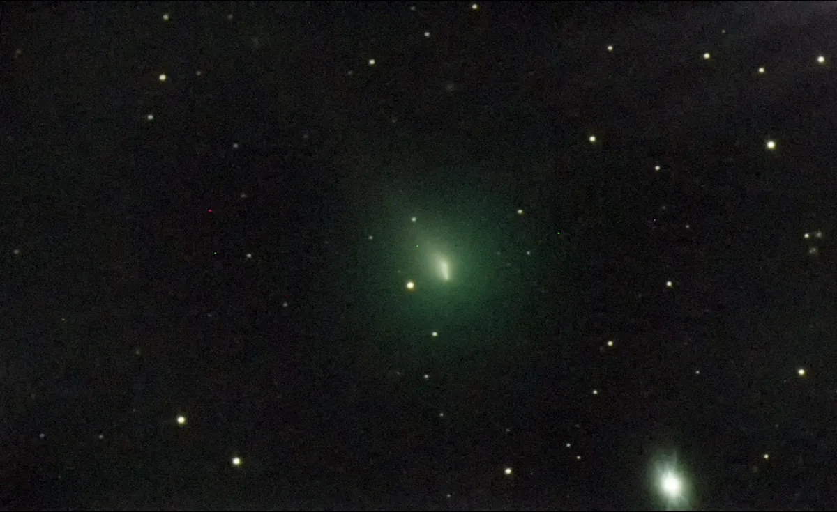 Comet ATLAS captured using the Altair GPCAM2 327C astronomy camera. Credit: Tim Jardine