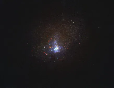 Kinman dwarf galaxy before disappearance of massive star Hubble Space Telescope, 30 July 2020. Credit: NASA, ESA/Hubble, J. Andrews (U. Arizona)