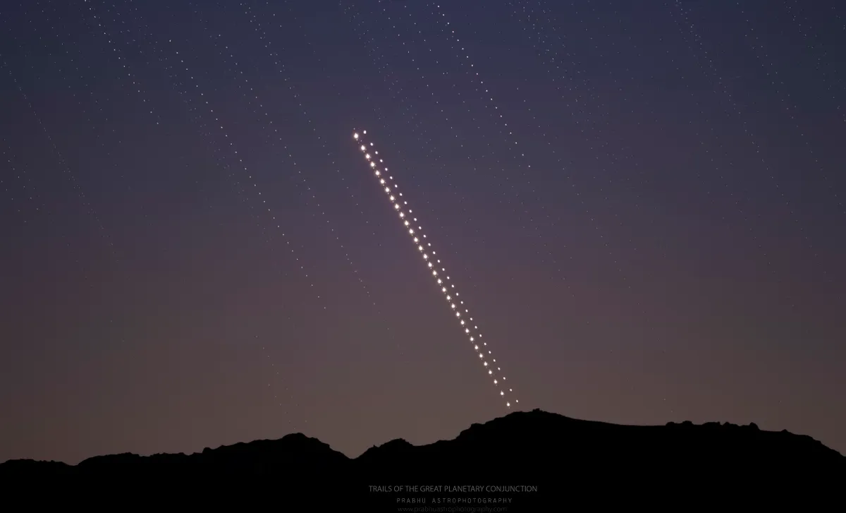 Prabhu S Kutti managed to track the conjunction throughout the evening. Credit: https://prabhuastrophotography.com/