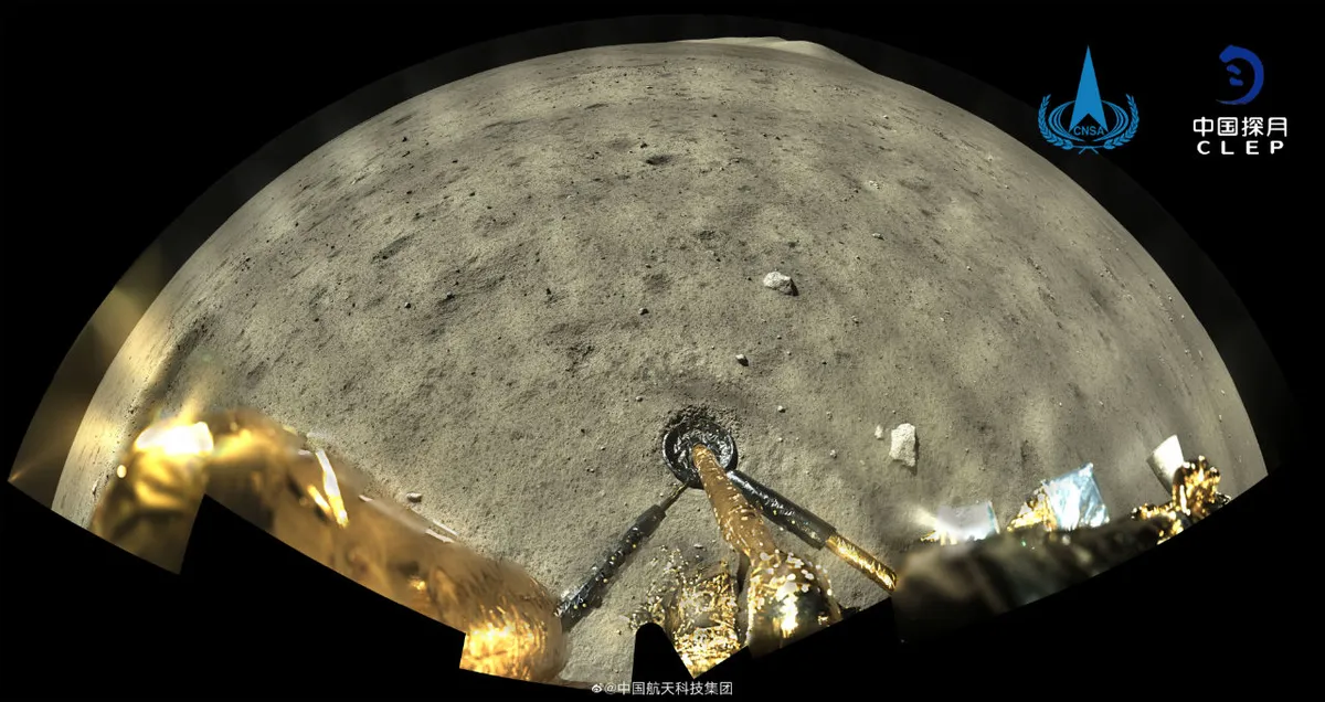 CHANG’E 5’S FIRST COLOUR IMAGE FROM MOON CHANG’E 5, 1 DECEMBER 2020 Credit: CSNA