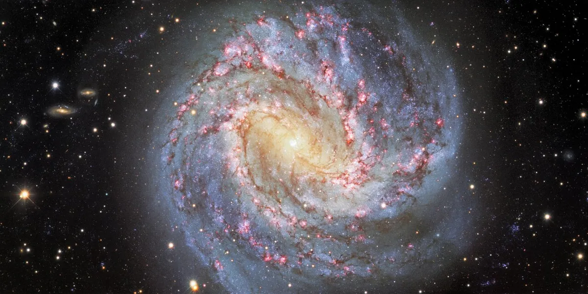 The Southern Pinwheel Galaxy, M83 VÍCTOR M. BLANCO 4-METRE TELESCOPE, CERRO TOLOLO INTER-AMERICAN OBSERVATORY, 8 FEBRUARY 2021. IMAGE CREDIT: CTIO/NOIRLab/DOE/NSF/AURA Acknowledgment: M. Soraisam (University of Illinois).