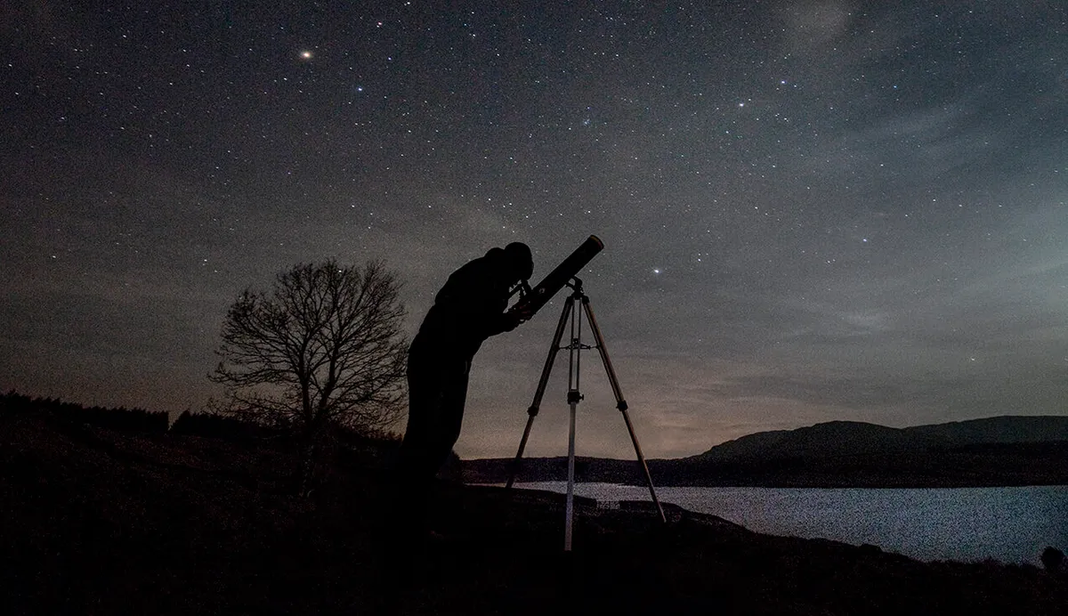 The Scottish landscape is a beautiful place to observe the night sky from. Credit : P. Tomkins / VisitScotland