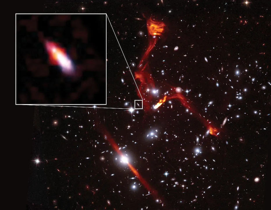 VLAHFF-J071736.66 374506.4 – faintest radio-emitting object ever detected VLA & HUBBLE SPACE TELESCOPE, 16 MARCH 2021 CREDIT: Heywood et al.; Sophia Dagnello, NRAO/AUI/NSF; STScI.