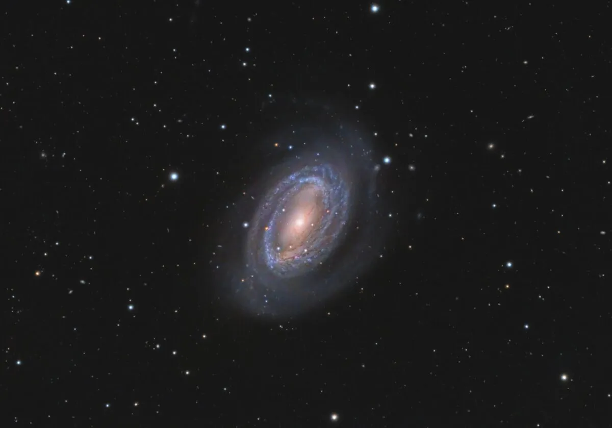 One-armed spiral galaxy NGC4725 Chad Leader, Shenandoah National Park, Virginia, USA, April 2021 Equipment: ZWO ASI 294MM Pro mono camera, Celestron EdgeHD 8-inch SCT, Sky-Watcher EQ6-R Pro mount