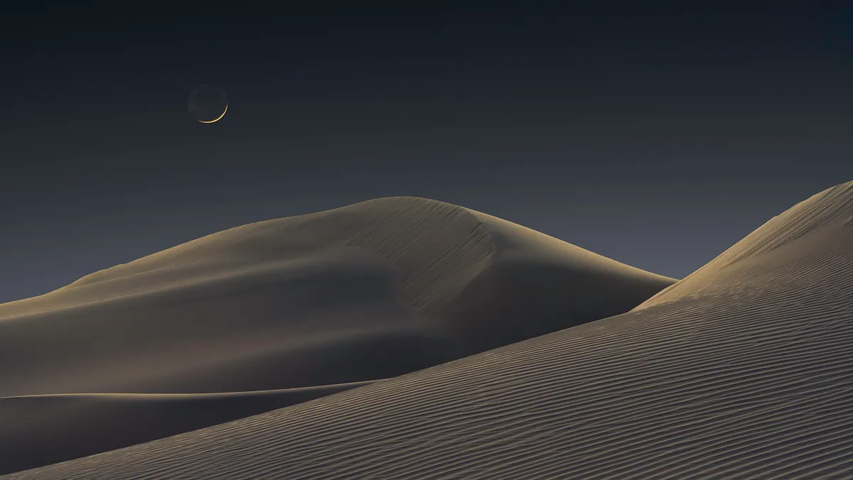 Luna Dunes Jeffrey Lovelace