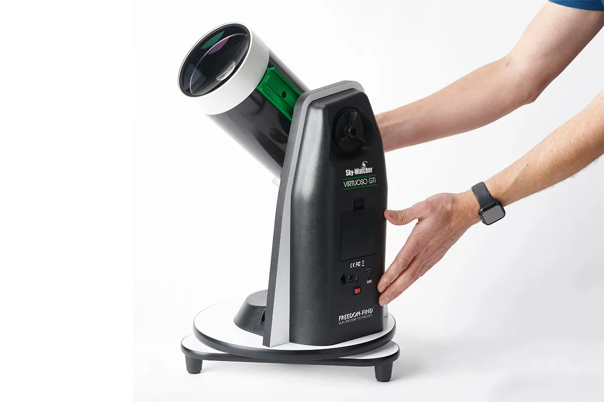The Skymax-127 Virtuoso GTi is a table telescope featuring a Wi-Fi-controllable Go-To mount