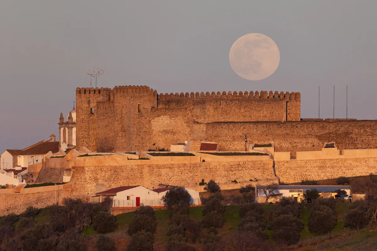 First full Moon of 2022 Sérgio Conceição, Campo Maior Castle, Alentejo, Portugal, 17 January 2022 Equipment: Canon R6 mirrorless camera