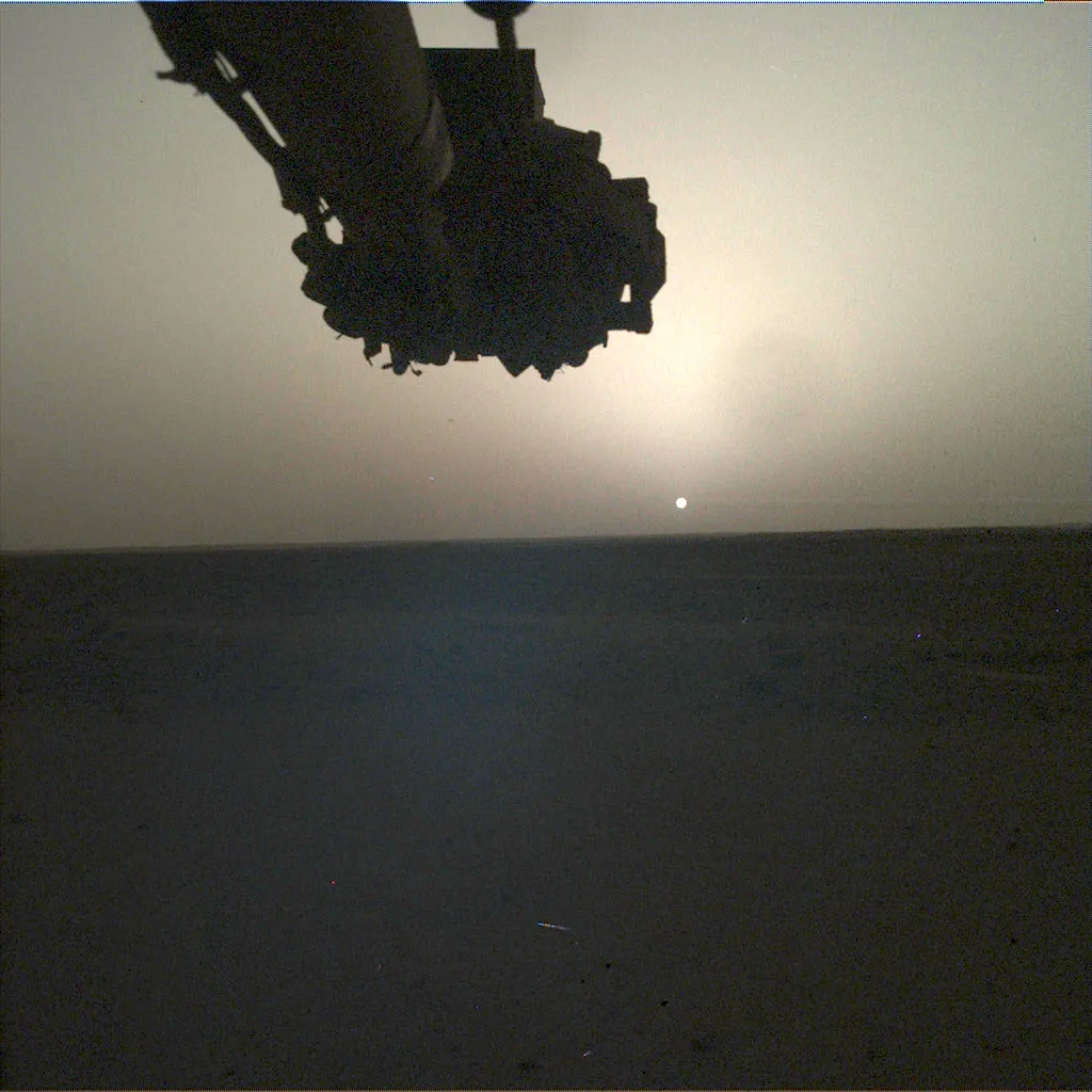 Martian sunrise part 3 INSIGHT, 10 APRIL 2022 IMAGE CREDIT: NASA/JPL-Caltech