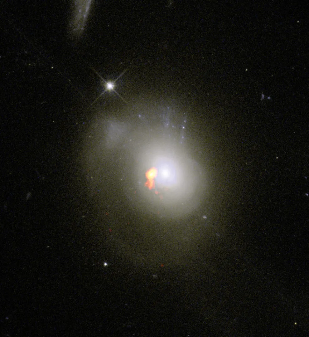Condensed gas spotted in post-starburst galaxies 0379 and 0570 ATACAMA LARGE MILLIMETER/SUBMILLIMETER ARRAY, 25 APRIL 2022 IMAGE CREDIT: ALMA (ESO/NAOJ/NRAO) / S. Dagnello (NRAO/AUI/NSF)