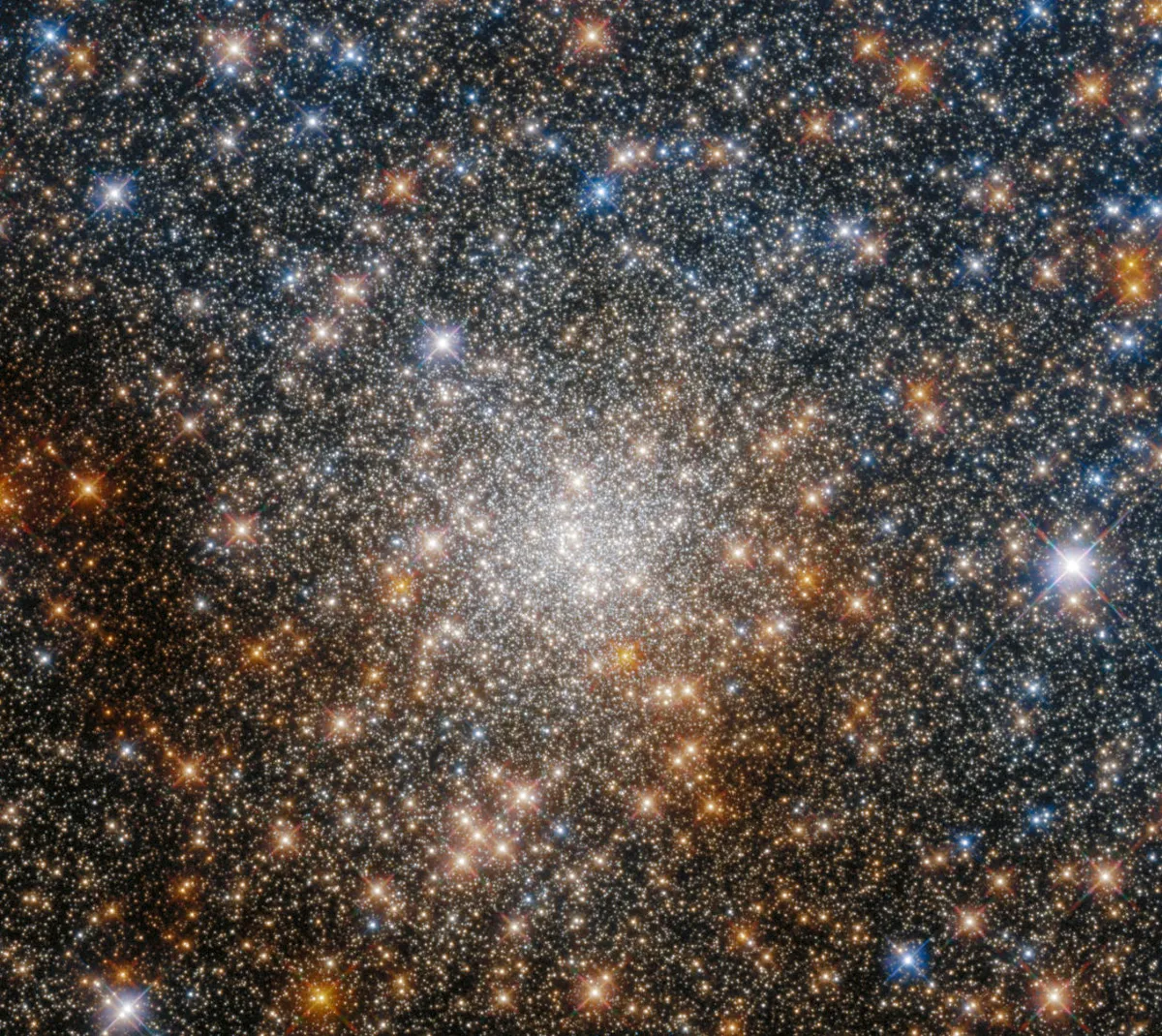 Globular Cluster Terzan 9 Hubble Space Telescope, 13 June 2022 Credit: ESA/Hubble & NASA, R. Cohen