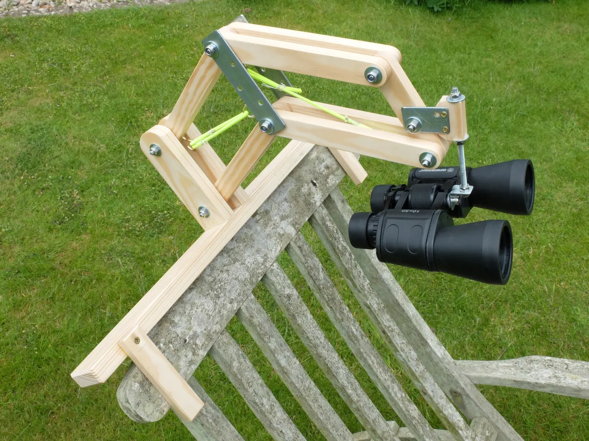 Build your own sunbed binocular mount 17