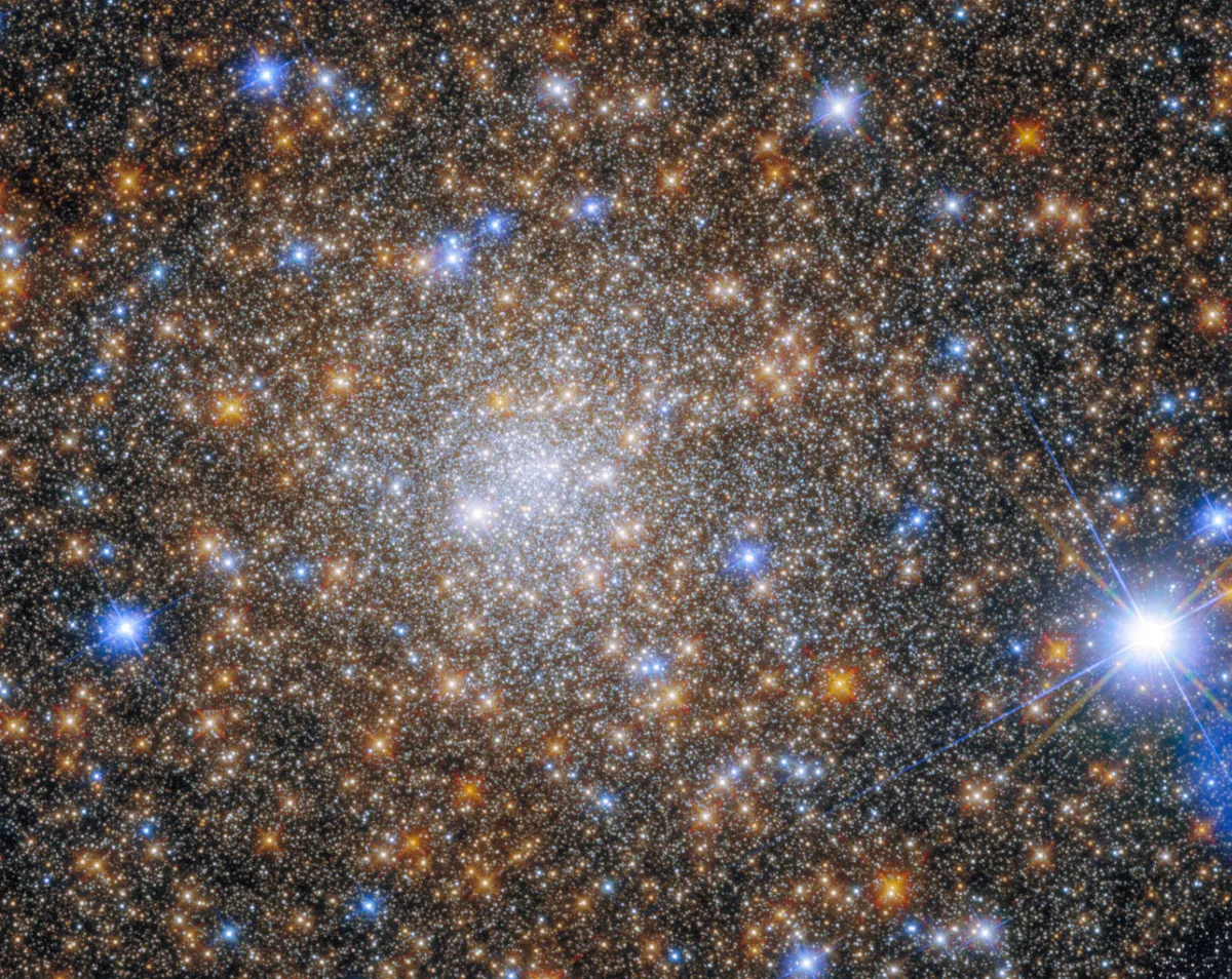 Globular cluster Terzan 1 Hubble Space Telescope, 14 October 2022 Credit: ESA/Hubble & NASA, R. Cohen