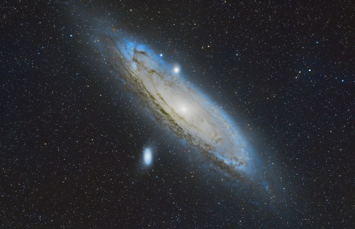The Andromeda Galaxy, Davy Viaene, remotely via the E-EyE Observatory, Spain, 3 and 8 November 2022 Equipment: ZWO ASI 6200MC Pro camera, Takahashi FSQ106ED III refractor, Paramount MyT robotic mount