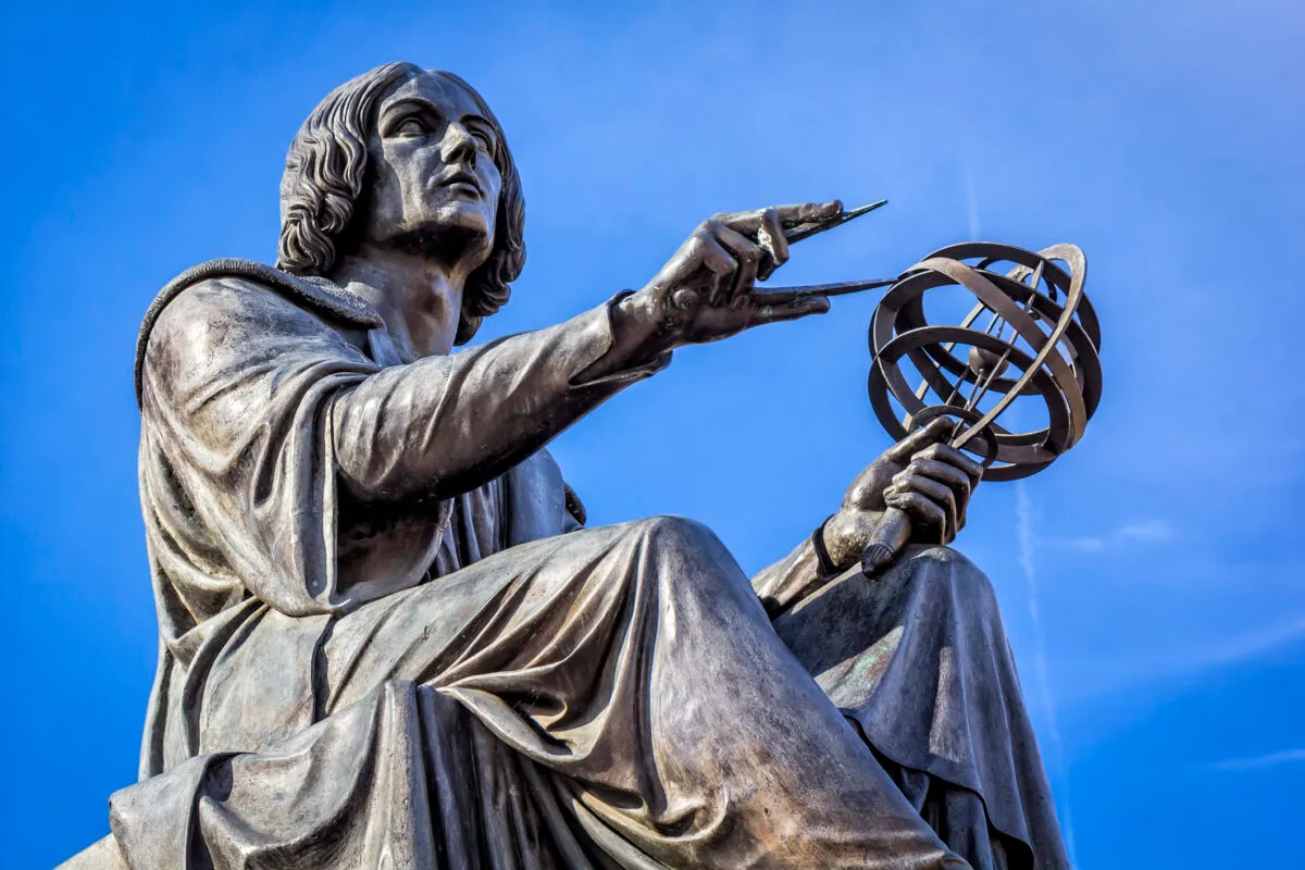 Monument of Nicolaus Copernicus made by Bertel Thorvaldsen in 1822, Warsaw, Poland. Credit: ewg3D / Getty Images