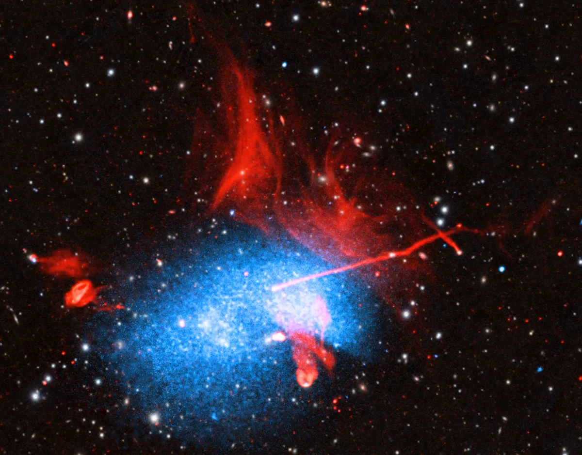 Galaxy clusters collide Chandra X-ray Observatory, High Throughput X-ray Spectroscopy Mission, Low-Frequency Array, Giant Metrewave Radio Telescope, Very Large Array, 30 January 2023