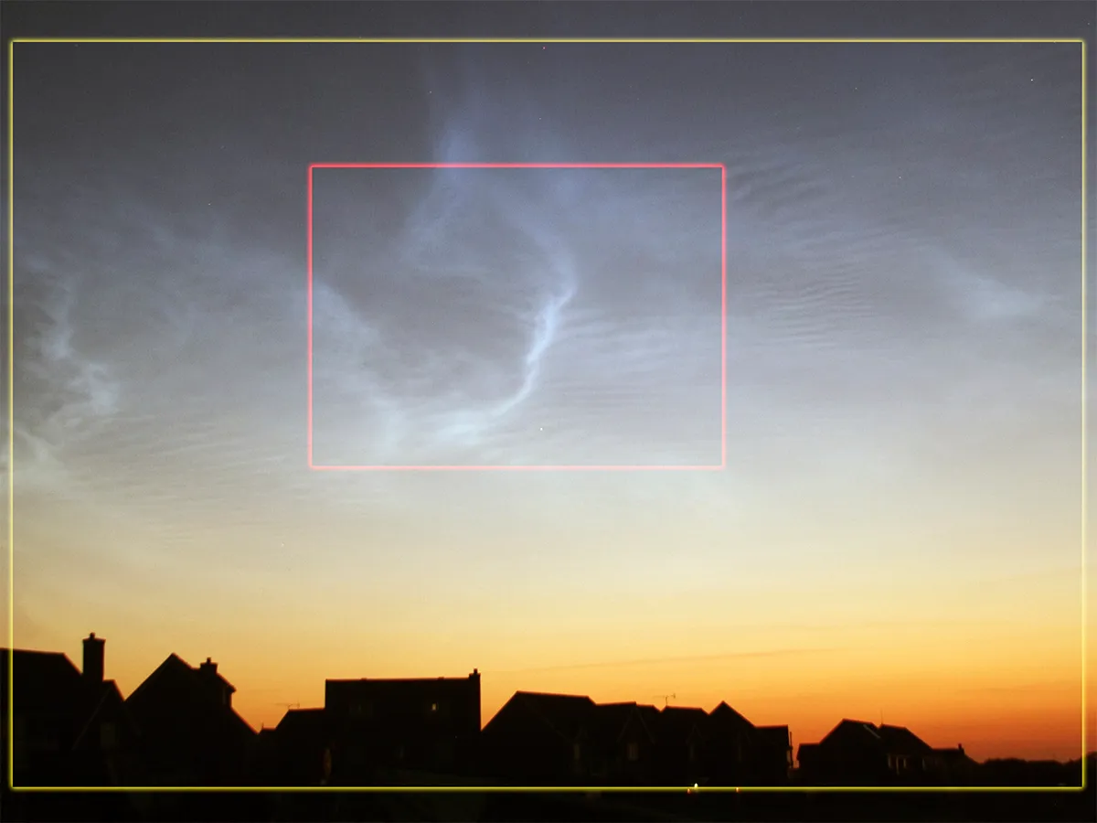 photograph motion noctilucent clouds 01