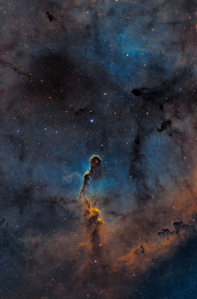 The Elephant’s Trunk Nebula Giuseppe De Pace, Torino, Italy, July 2023 Equipment: QHY268M Pro CMOS camera, Askar FRA600 quintuplet refractor, Sky-Watcher AZ-EQ6 mount