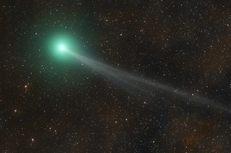 Comet C/2023 P1 (Nishimura) photographed by Javier Zayas from Nerja, Málaga, Andalusia, Spain. Credit: Javier Zayas Photography / Getty Images