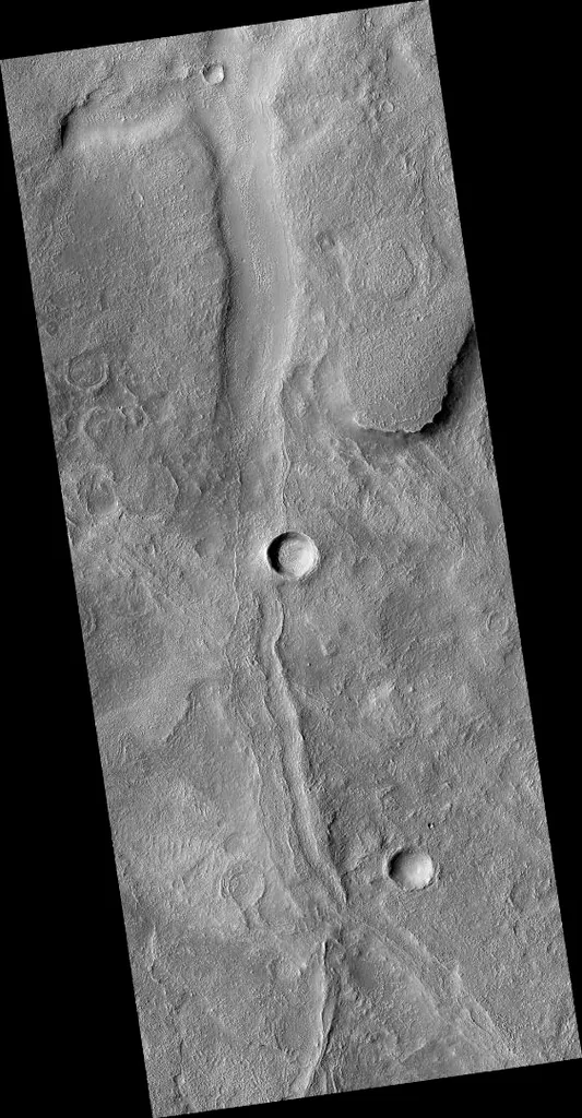 Martian riverbed
Mars Reconnaissance Orbiter, 18 August 2023
Credit: NASA/JPL-Caltech/University of Arizona

