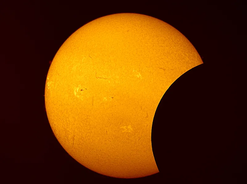 Partial solar eclipse John Chumack, Dayton, Ohio, USA, 14 October 2023 Equipment: QHY5L-II-M mono CMOS camera, Lunt 60mm Universal Telescope with LS60FHa solar filter, Paramount MyT robotic mount