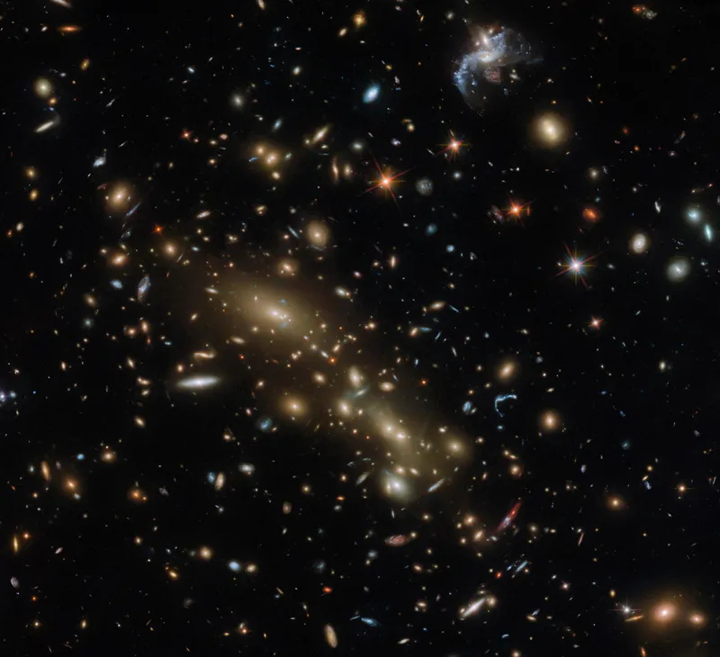 Galaxy cluster Abell 3192 Hubble Space Telescope, 27 November 2023 Credit: ESA/Hubble & NASA, G. Smith, H. Ebeling, D. Coe
