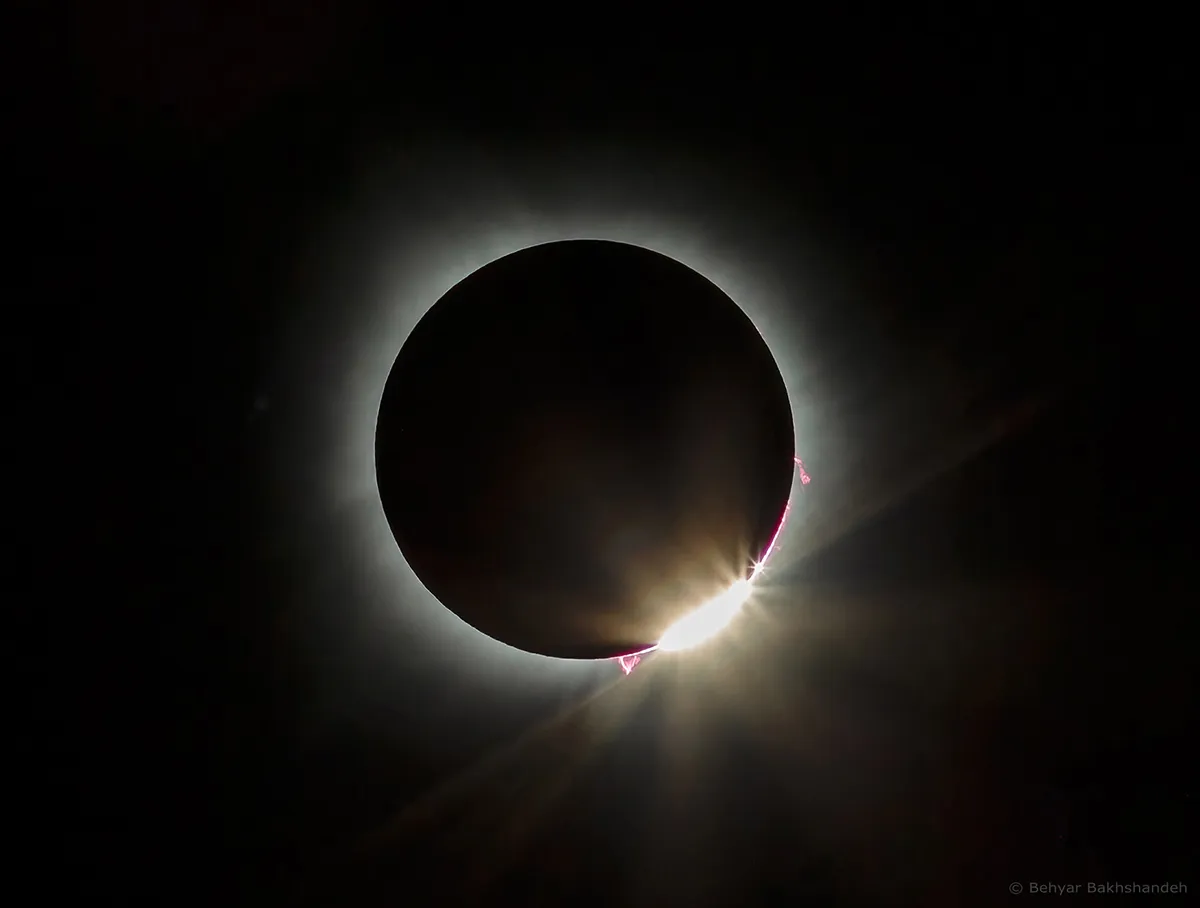 The Diamond Ring effect at 3rd contact during the April 8 solar eclipse, captured by Behyar Bakhshandeh, Ennis, Texas, USA. Equipment: Canon 5D Mark III, Canon 300 F/4 USM, Canon 1.4 Extender III