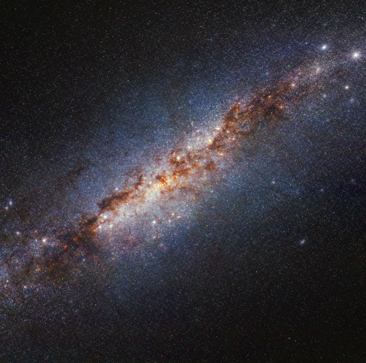 Image of galaxy M82 captured by the James Webb Space Telescope. Credit: NASA, ESA, CSA, STScI, Alberto Bolatto (UMD)