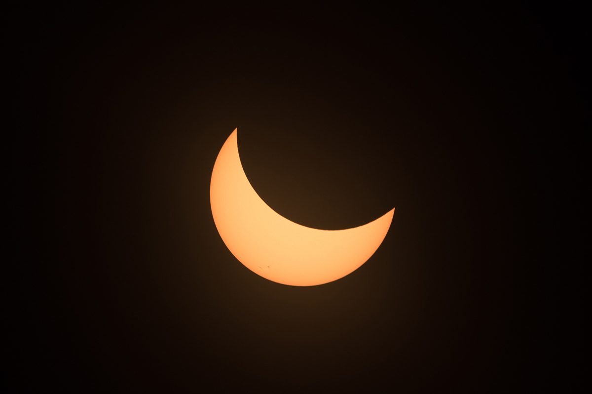How to photograph the 29 March 2025 solar eclipse | BBC Sky at Night ...