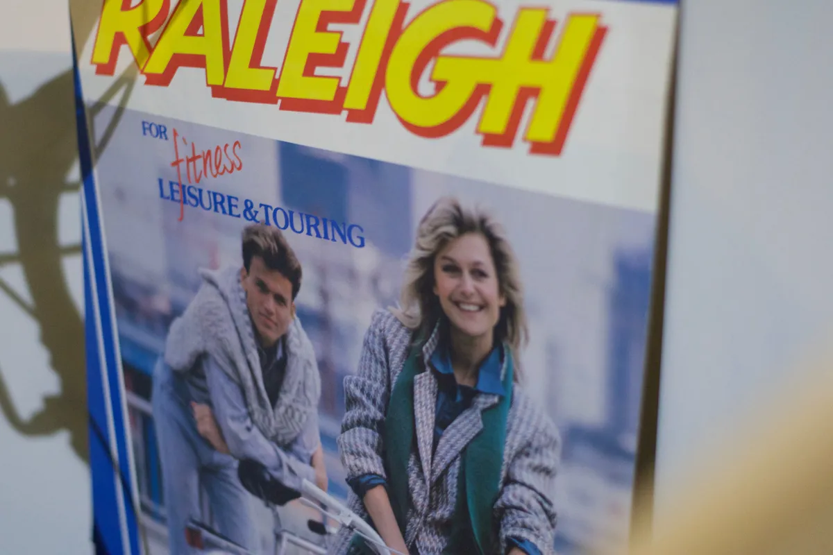 Is that Anthea Turner and Nick Berry advertising Raleigh?