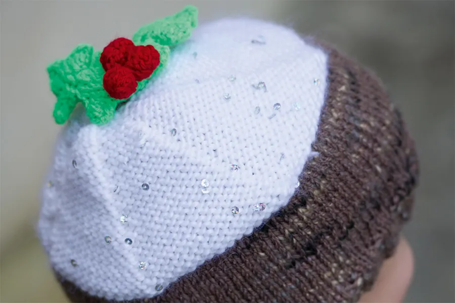 Christmas pudding hat knitting pattern