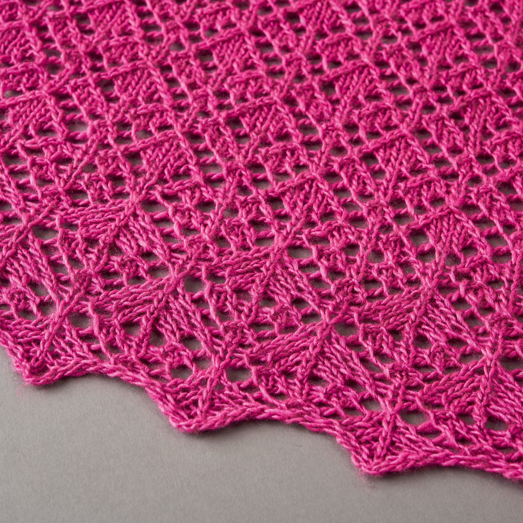 Scallop lace edge on shawl