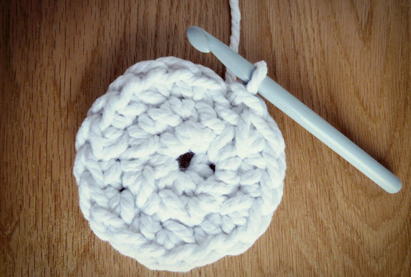 free crochet basket pattern step 4