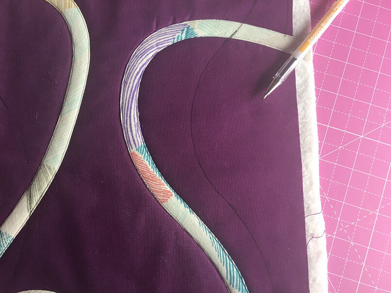 How to sew curved binding: cut along the line