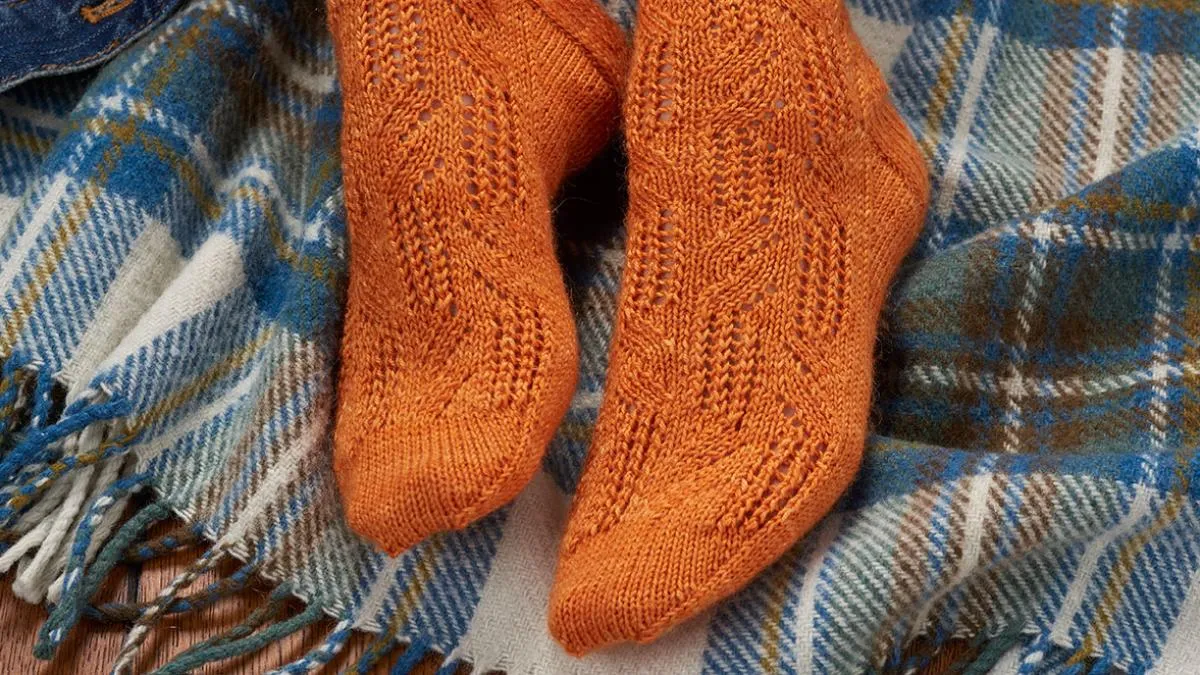 Barb Brown knitted socks