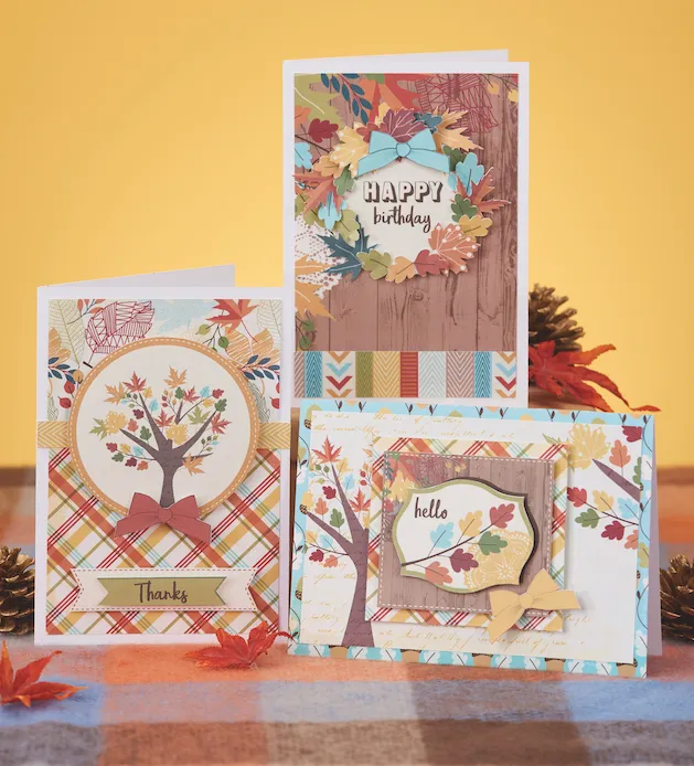 Free autumnal leaves patterned papers