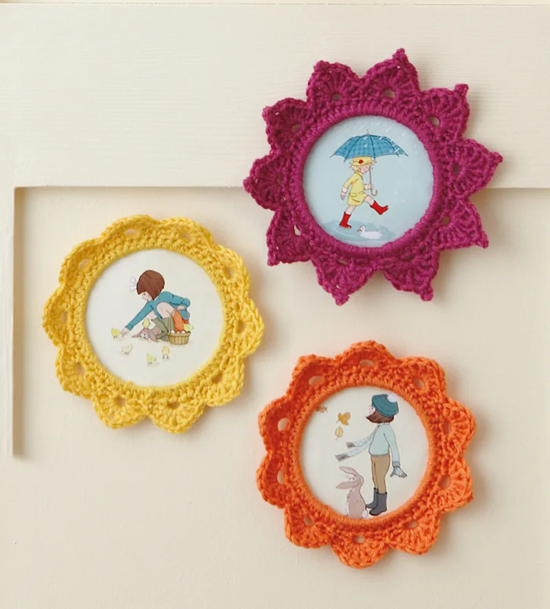 Free_Picture_Frame_Crochet_Pattern