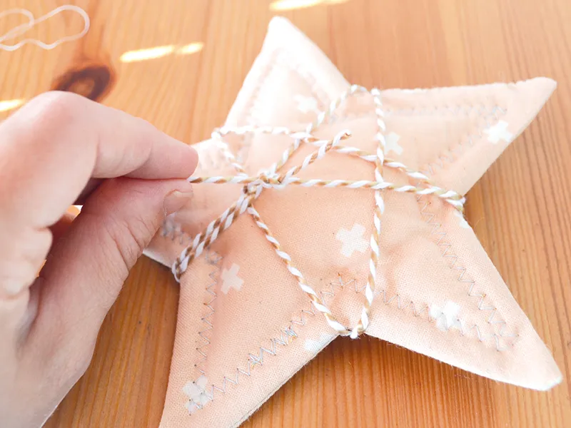 How to make Christmas table place holders step 7