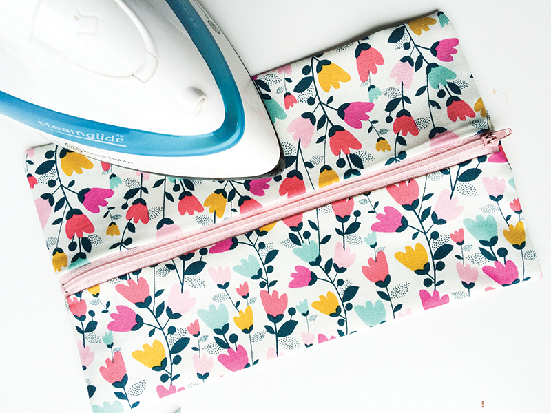 How to sew a pencil case step 3